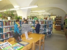 Osztályok látogatása a könyvtárban_11