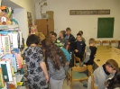 Osztályok látogatása a könyvtárban_14