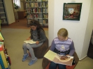 Osztályok látogatása a könyvtárban_8